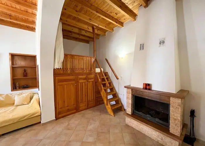 Kostas Village House
