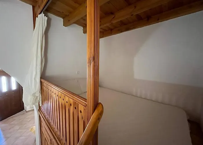 Kostas Village House