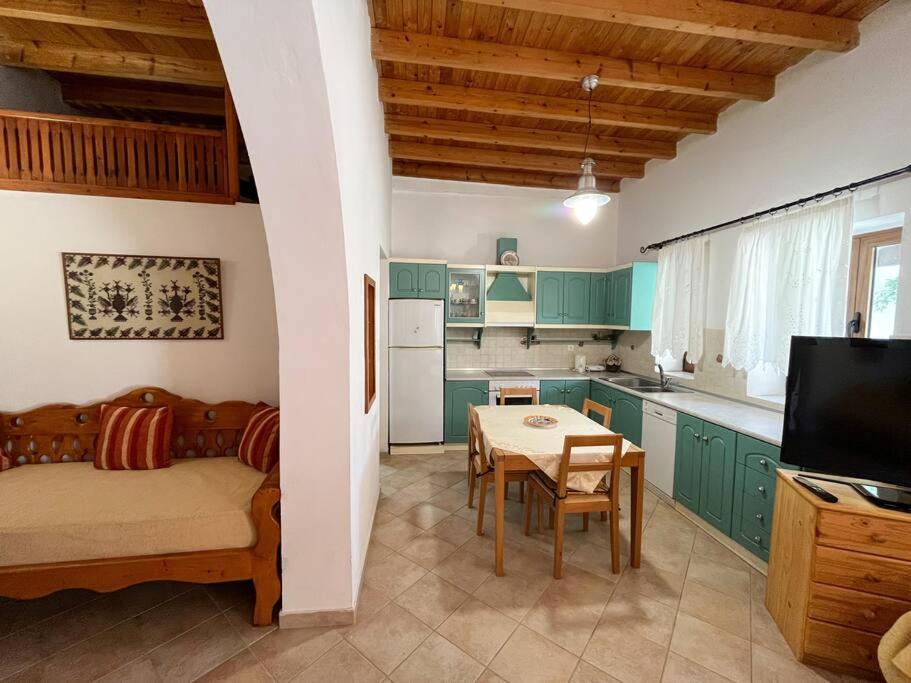 Kostas Holiday home *